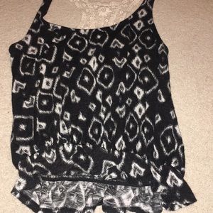 Black and white tank top | Julie’s Closet | TRADE?